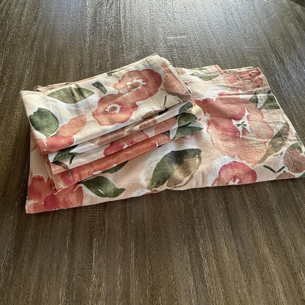 Sur La Table Tablecloth Napkin Set Floral Cotton Spring Pink Green Flowers